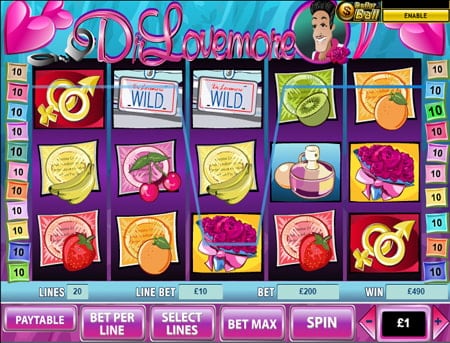 Комбинация символов в игровом автомате Dr. Lovemore