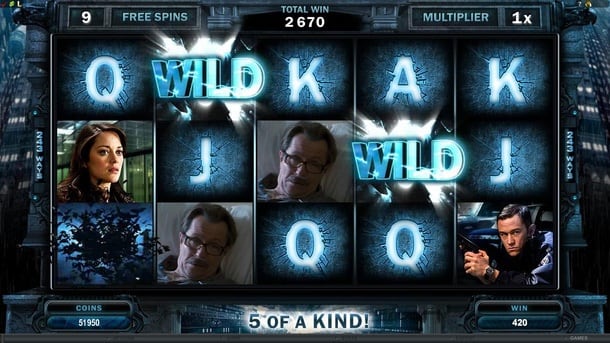 Слот The Dark Knight Rises - выигрышная комбинация с Wild Выигрышная комбинация с Wild в слоте The Dark Knight Rises